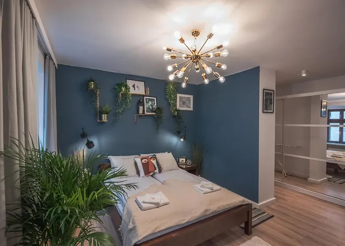 Apartament Spacious ~ 150m Main Square ~ Self Check-in 24h *